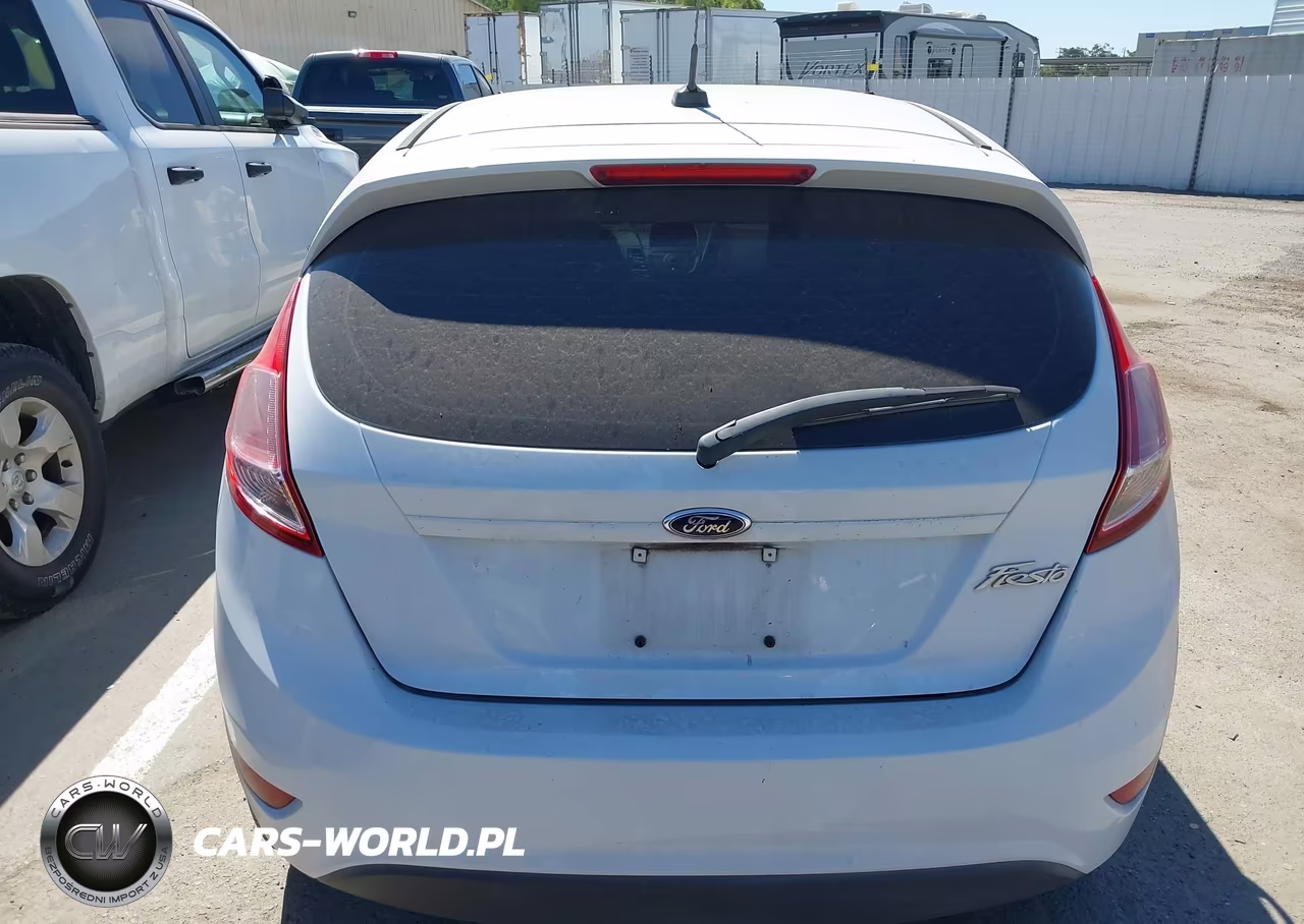 2014 Ford Fiesta S VIN:3FADP4TJ1EM157541 - 16