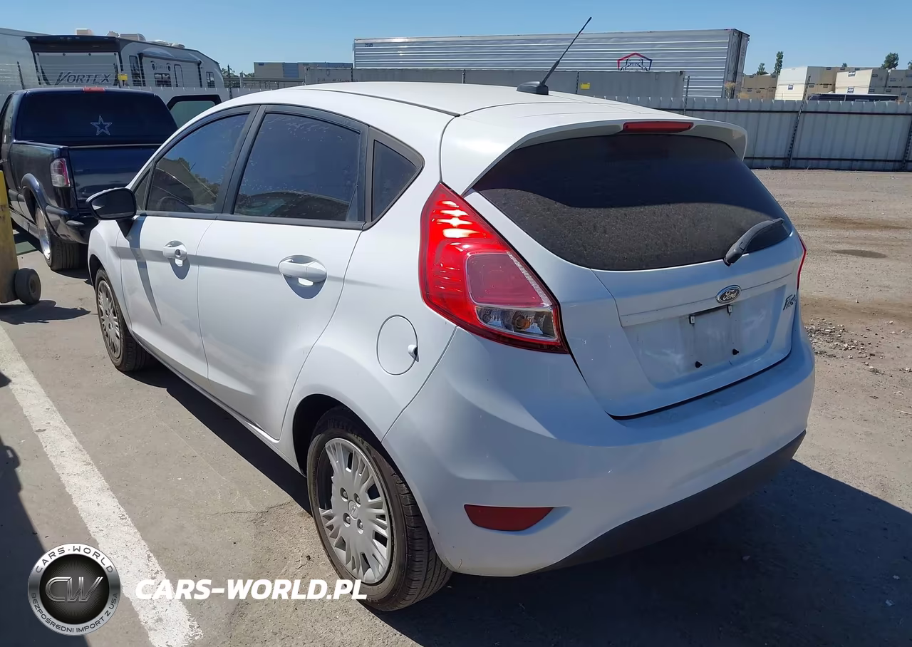 2014 Ford Fiesta S VIN:3FADP4TJ1EM157541 - 3