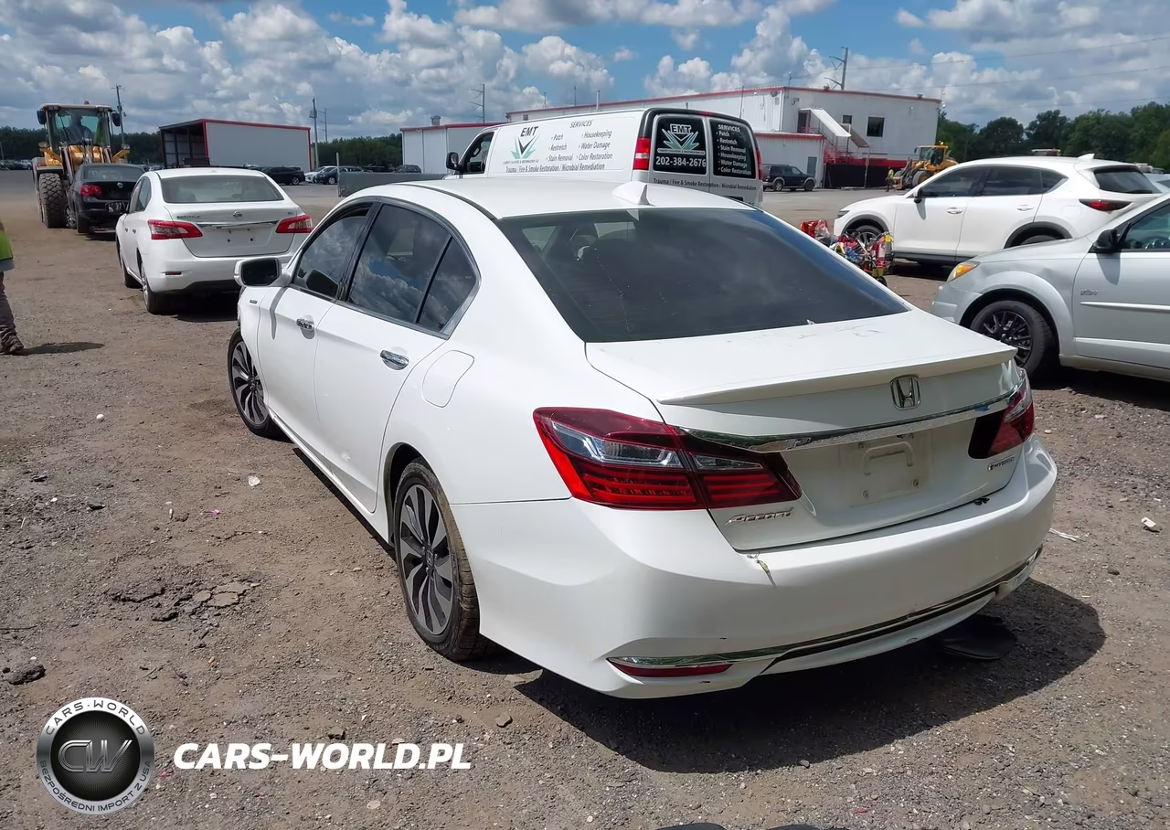 2017 Honda Accord Hybrid Ex-L VIN:JHMCR6F58HC030817 - 3