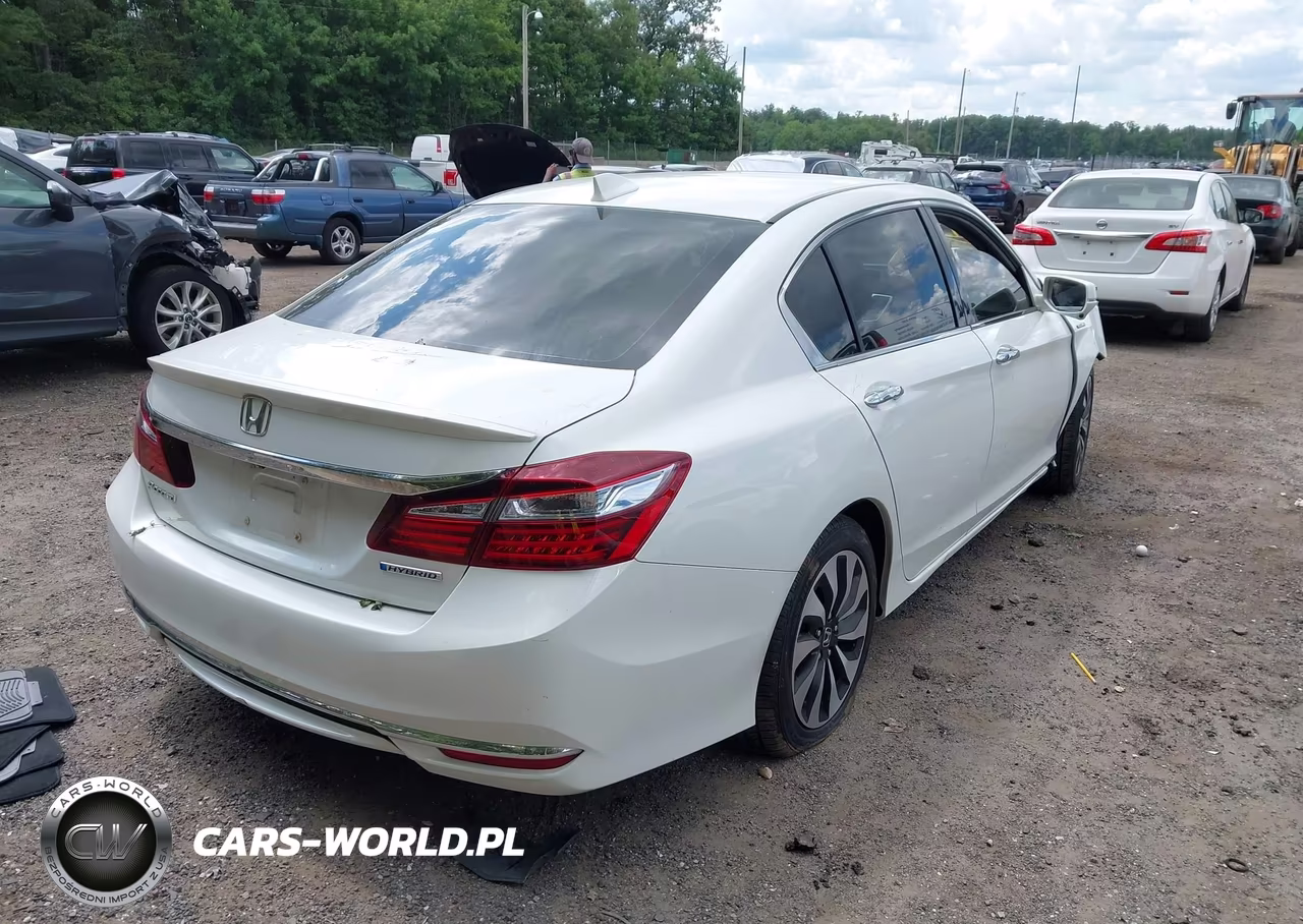 2017 Honda Accord Hybrid Ex-L VIN:JHMCR6F58HC030817 - 4