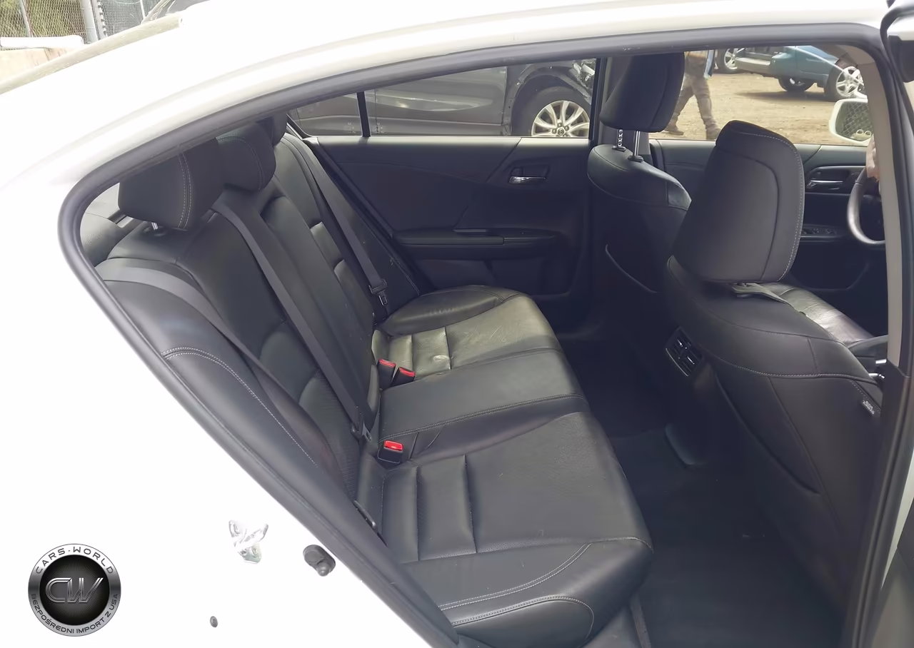2017 Honda Accord Hybrid Ex-L VIN:JHMCR6F58HC030817 - 8
