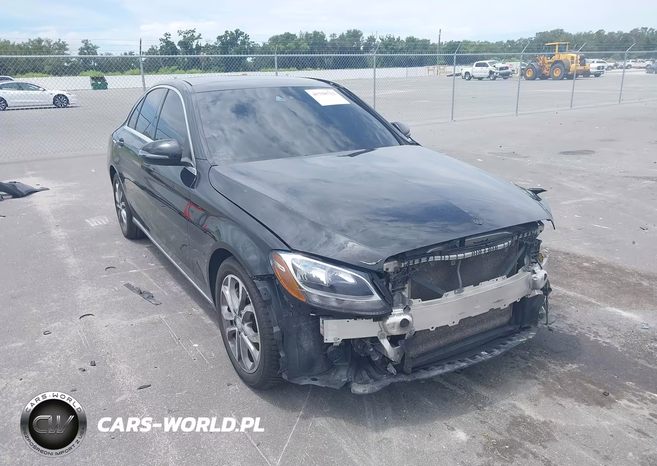 2017 Mercedes-Benz C 300 – zdjęcie 1 z 20