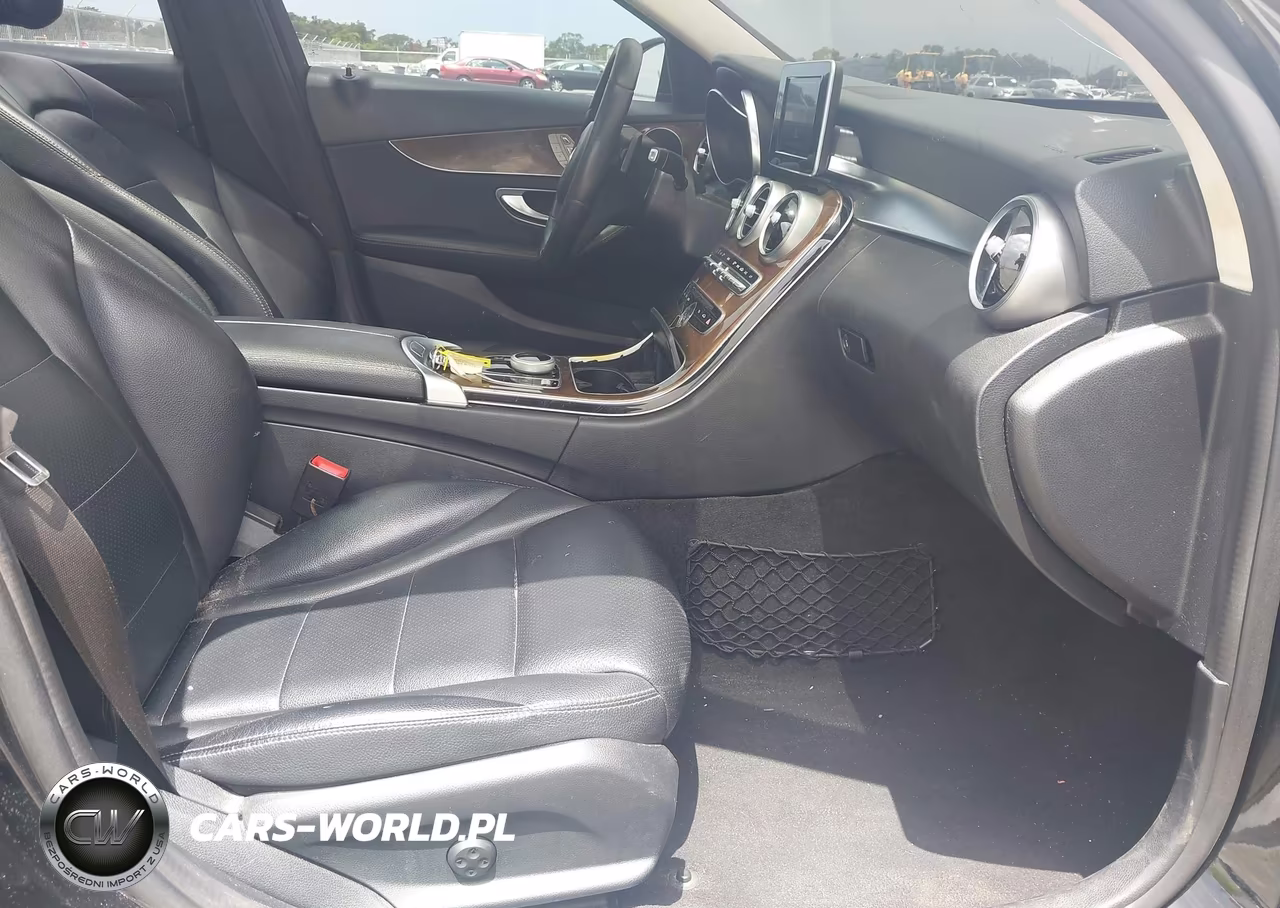 2017 Mercedes-Benz C 300 VIN:55SWF4JB6HU197350 - 5