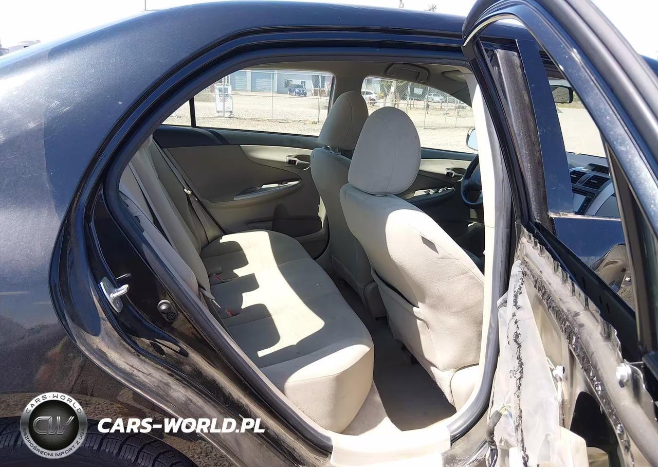 2013 Toyota Corolla Le VIN:5YFBU4EE9DP119556 - 8