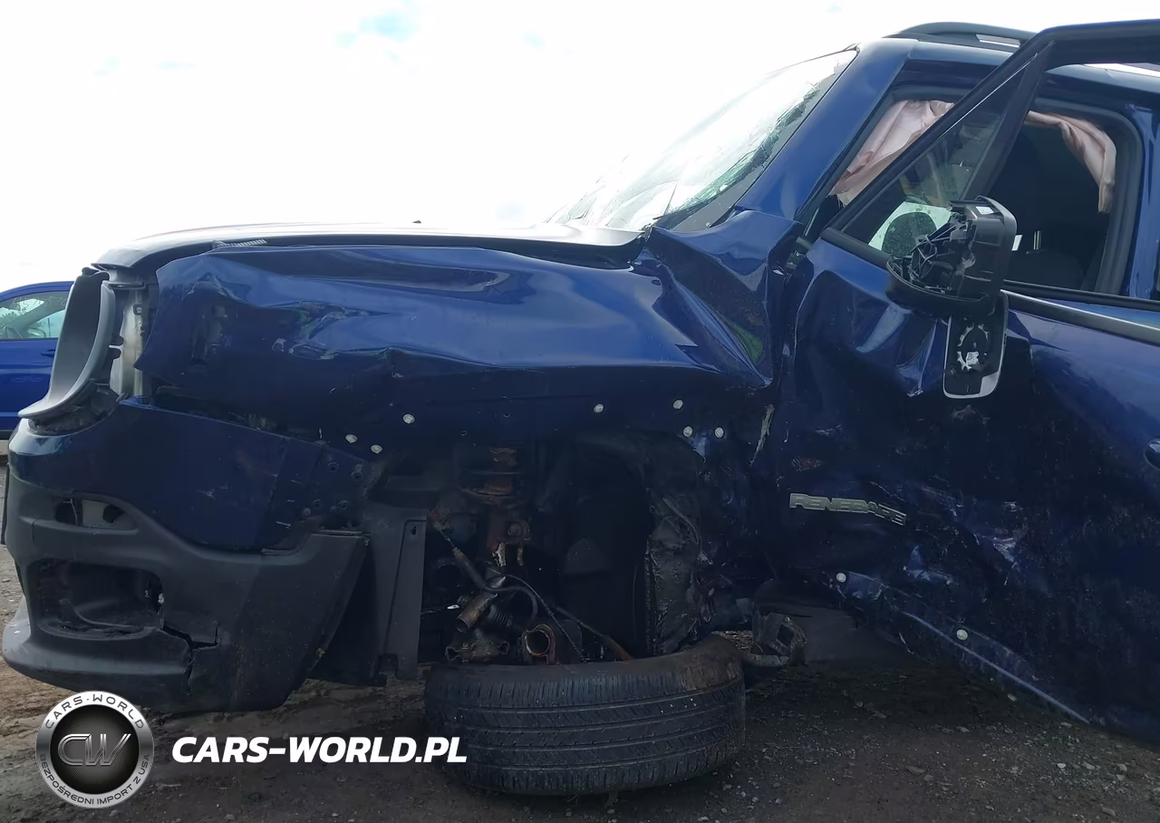 2018 Jeep Renegade Latitude 4X4 VIN:ZACCJBBB8JPG86319 - 13