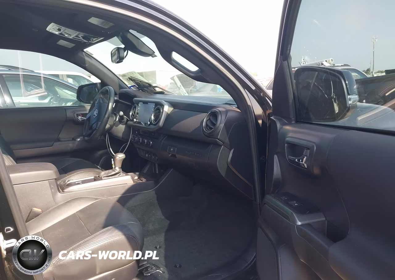 2022 Toyota Tacoma Trd Off Road VIN:3TMCZ5AN5NM507295 - 5