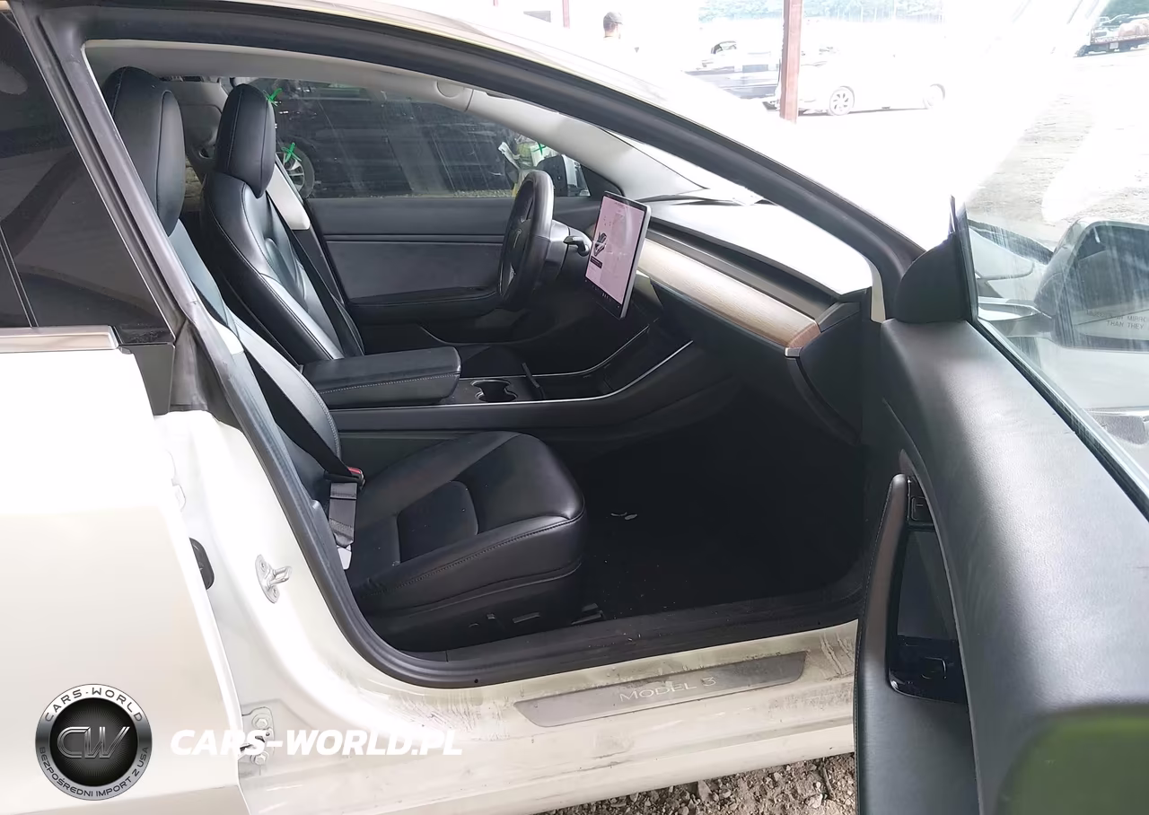 2019 Tesla Model 3 VIN:5YJ3E1EA7KF417657 - 5