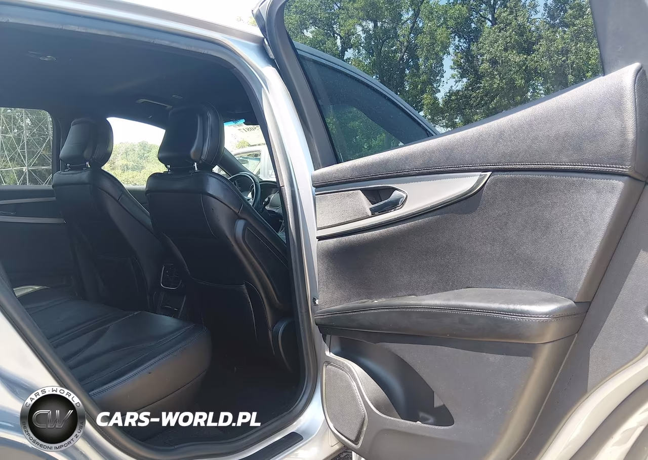 2020 Lincoln Nautilus Standard VIN:2LMPJ6J99LBL06869 - 8