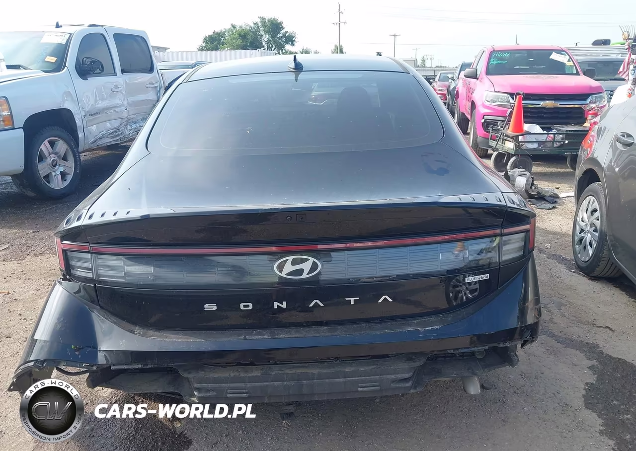 2026 Hyundai Sonata Hybrid Blue VIN:KMHL24JJ7TA143446 - 17