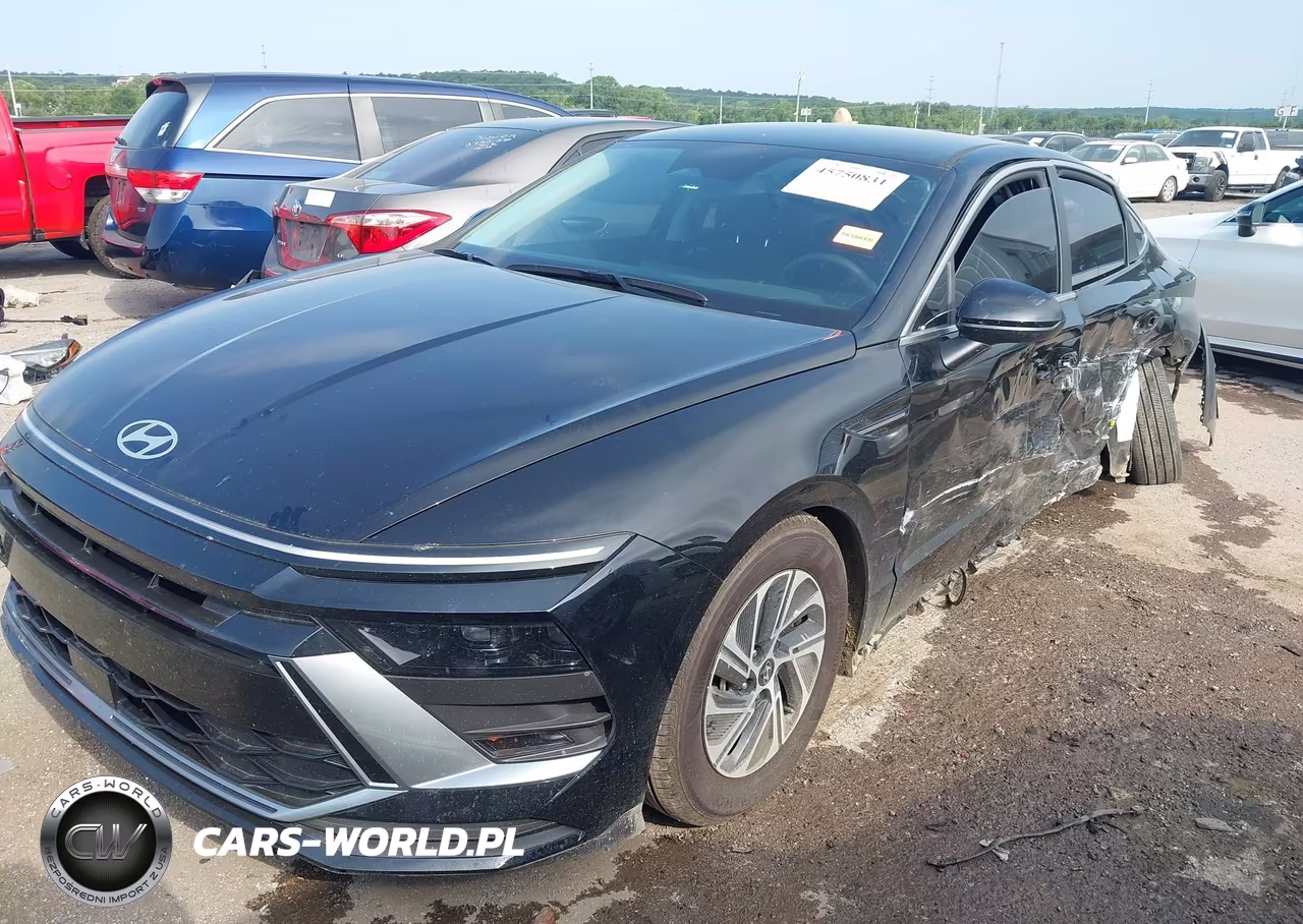 2026 Hyundai Sonata Hybrid Blue VIN:KMHL24JJ7TA143446 - 2