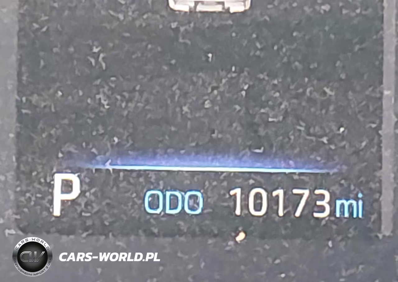 2025 Toyota Tundra Sr VIN:5TFKB5DB9SX332895 - 16