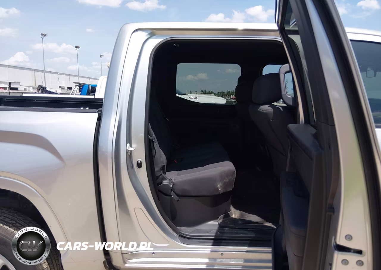 2025 Toyota Tundra Sr VIN:5TFKB5DB9SX332895 - 8