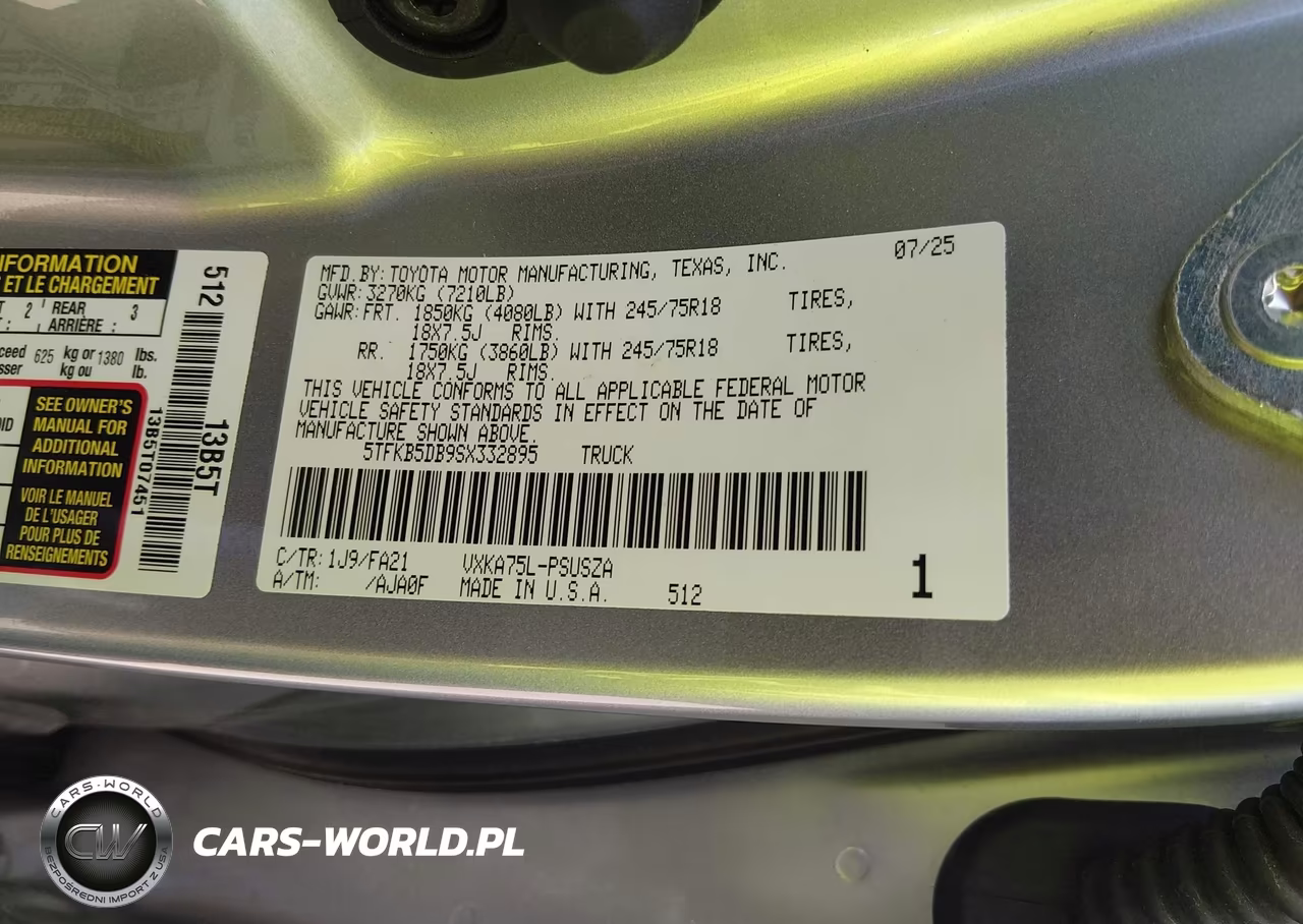 2025 Toyota Tundra Sr VIN:5TFKB5DB9SX332895 - 9
