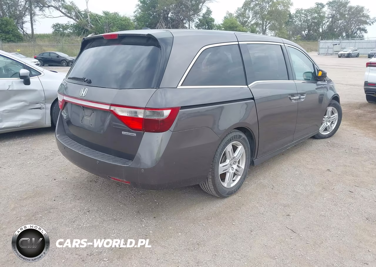 2012 Honda Odyssey Touring-Touring Elite VIN:5FNRL5H91CB032475 - 4