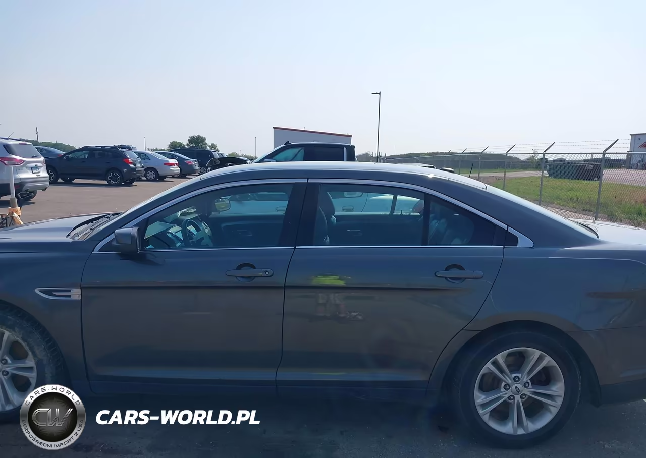2019 Ford Taurus Sel VIN:1FAHP2E82KG107396 - 15