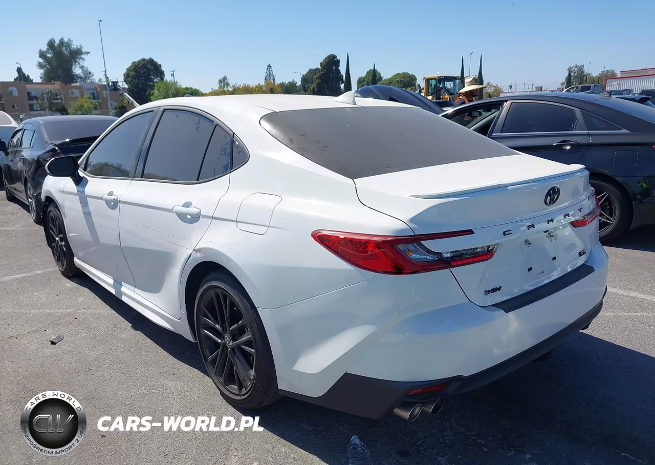 2026 Toyota Camry Se VIN:4T1DAACK5TU238369 - 3