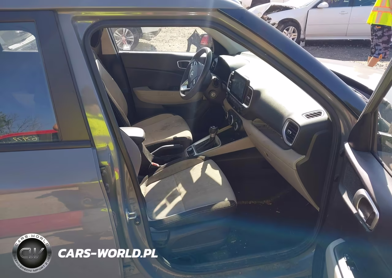 2020 Hyundai Venue Sel VIN:KMHRC8A34LU019066 - 5