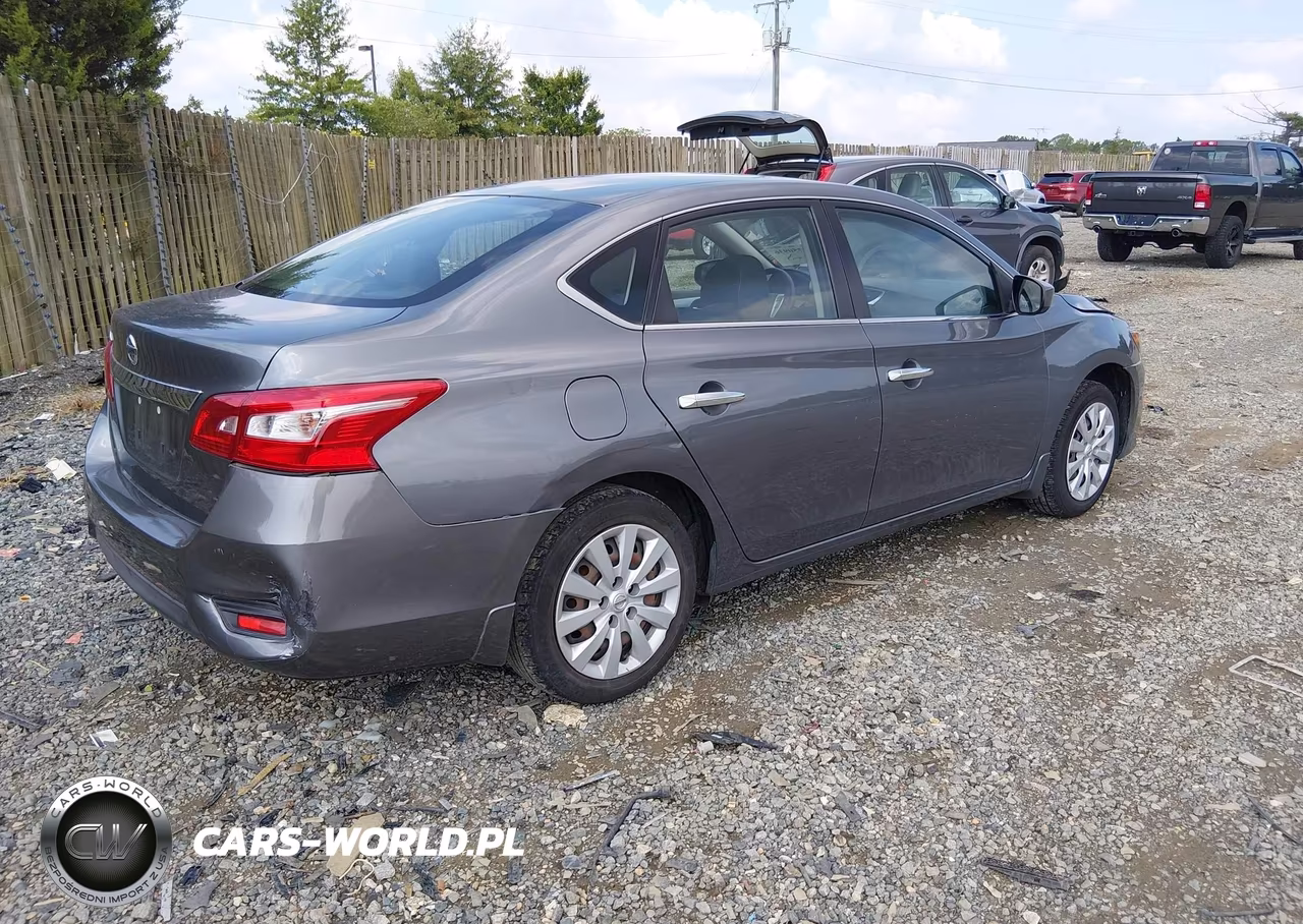 2016 Nissan Sentra S VIN:3N1AB7AP8GY333701 - 4