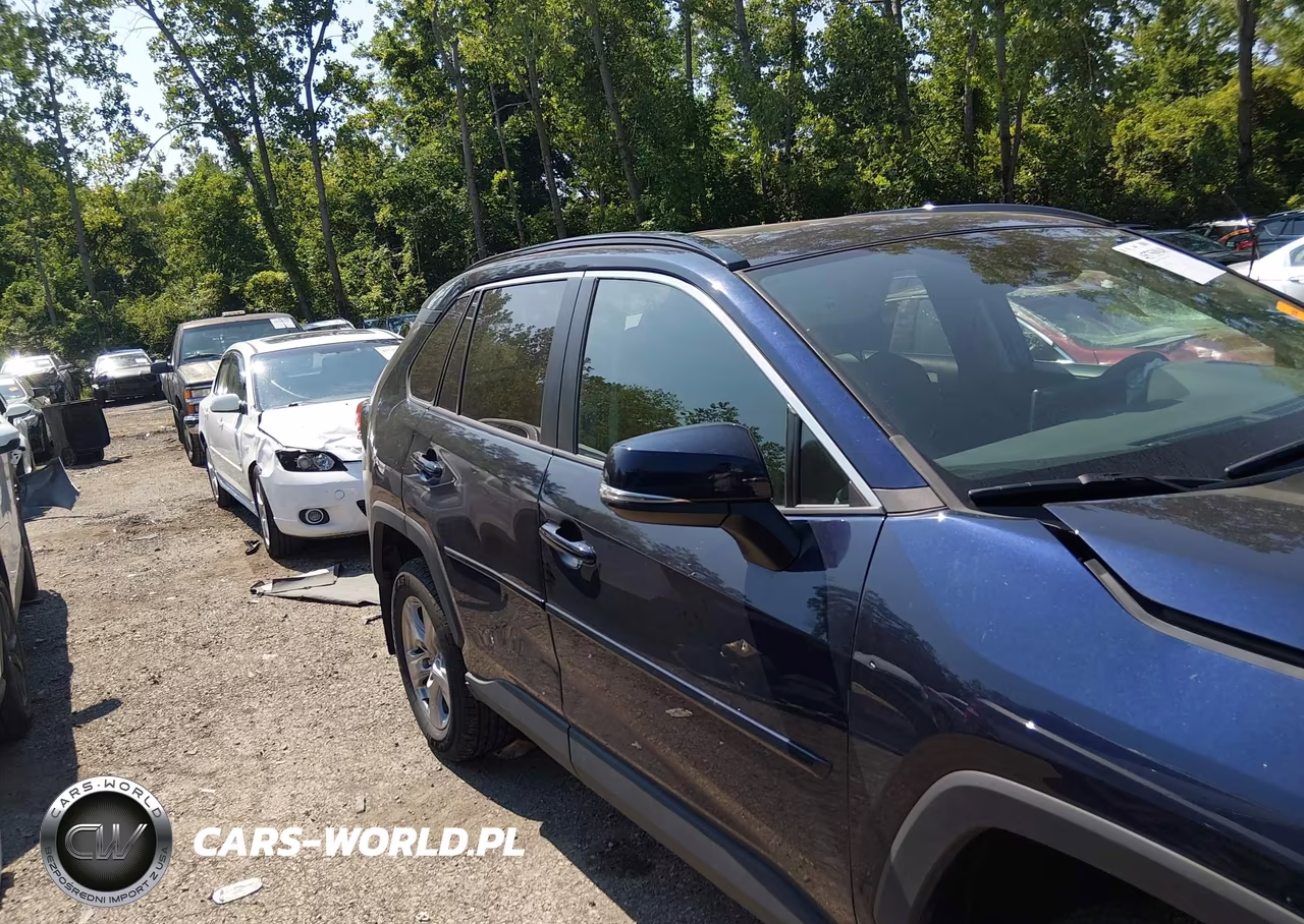 2023 Toyota Rav4 Xle VIN:2T3P1RFV4PW334606 - 13