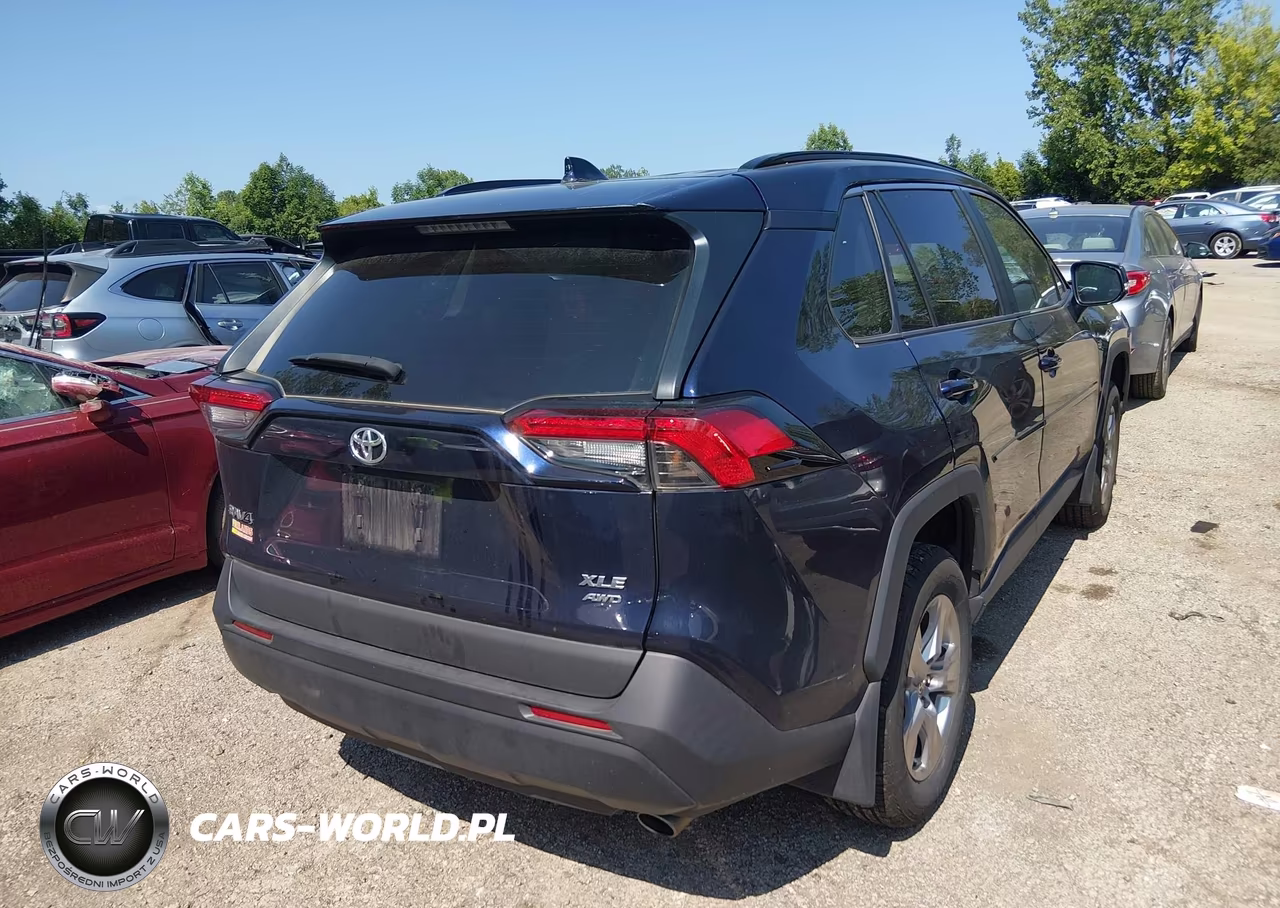 2023 Toyota Rav4 Xle VIN:2T3P1RFV4PW334606 - 4