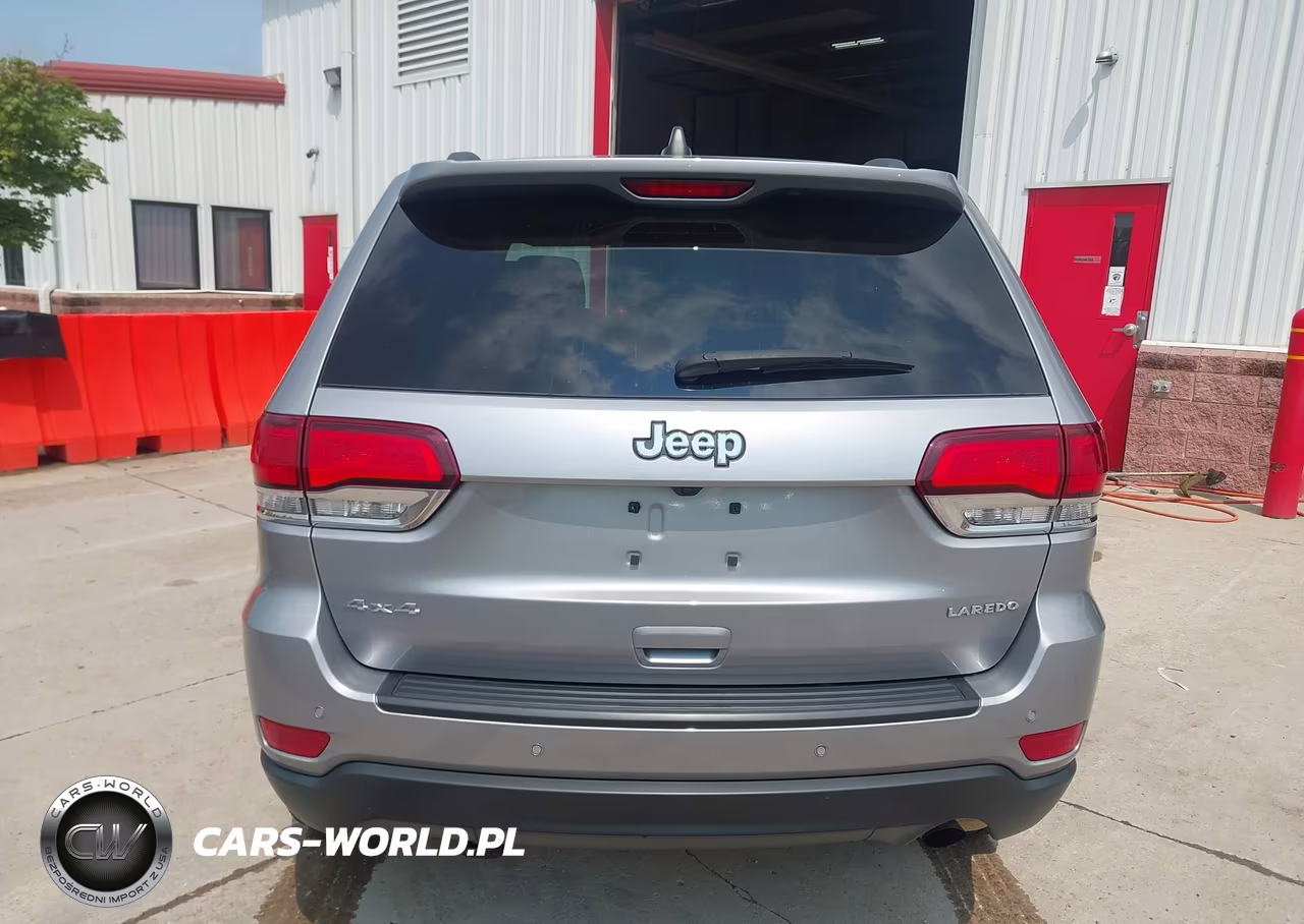 2021 Jeep Grand Cherokee Laredo E 4X4 VIN:1C4RJFAG5MC793772 - 17