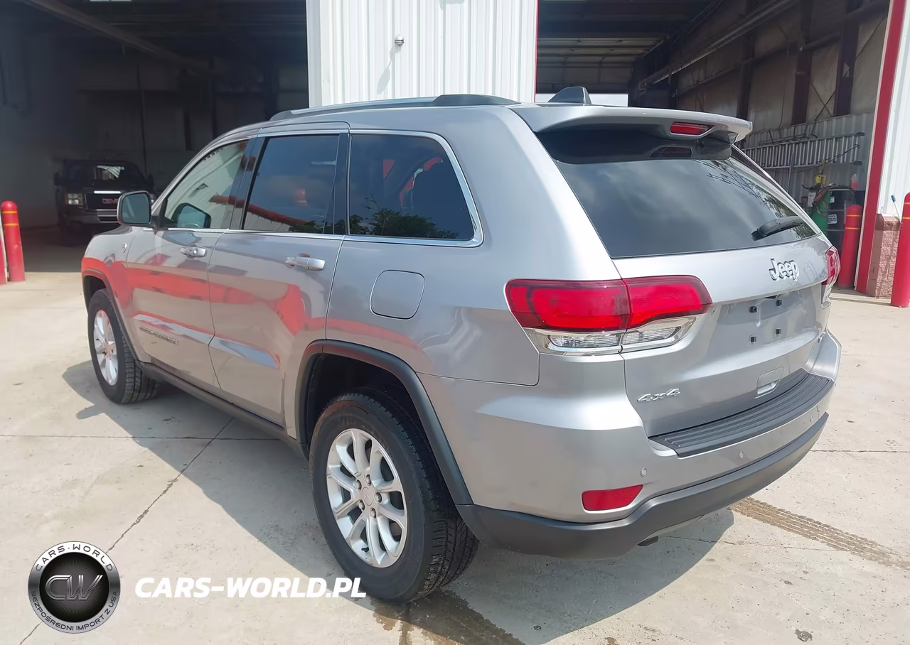 2021 Jeep Grand Cherokee Laredo E 4X4 VIN:1C4RJFAG5MC793772 - 3