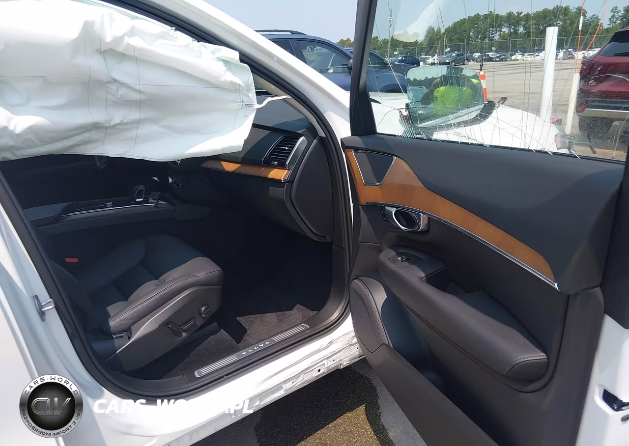 2025 Volvo Xc90 B6 Plus 7-Seater VIN:YV4062PE9S1300674 - 5