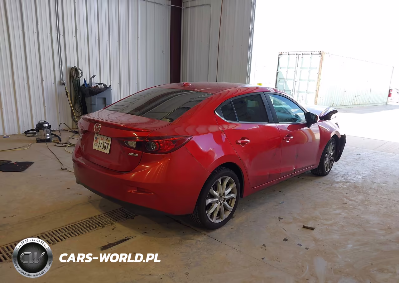 2015 Mazda Mazda3 S Touring VIN:JM1BM1V36F1219490 - 4