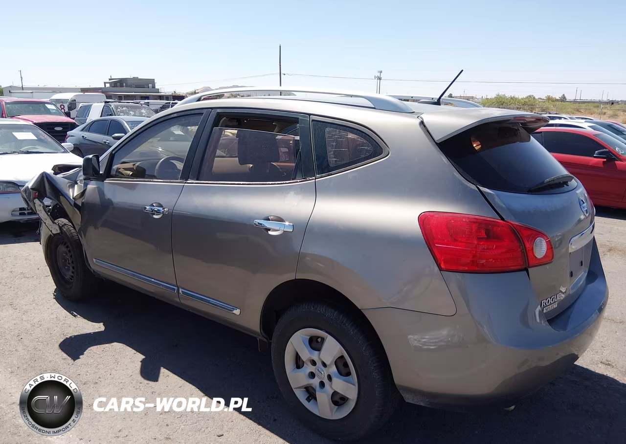 2015 Nissan Rogue Select S VIN:JN8AS5MT0FW152743 - 14