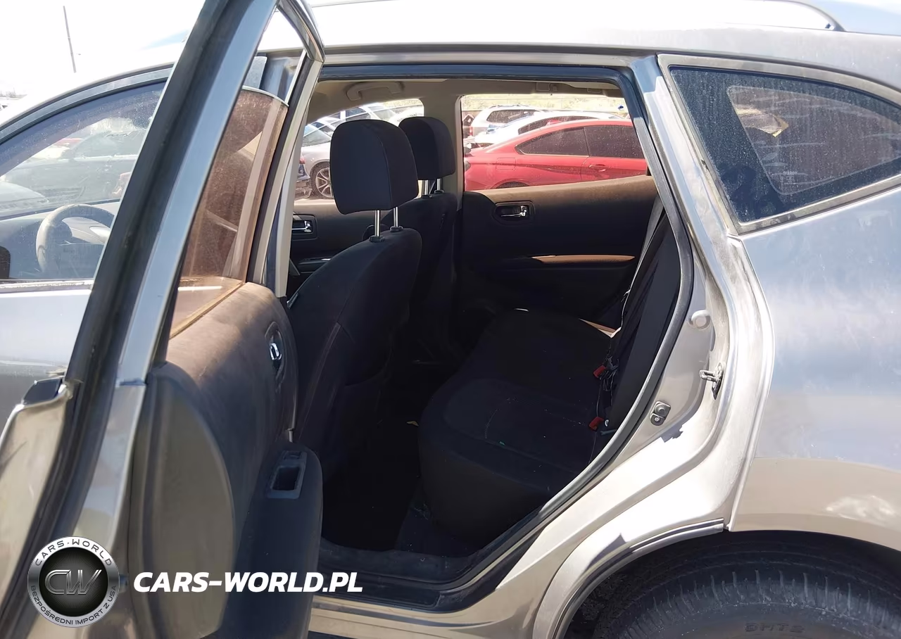 2015 Nissan Rogue Select S VIN:JN8AS5MT0FW152743 - 8