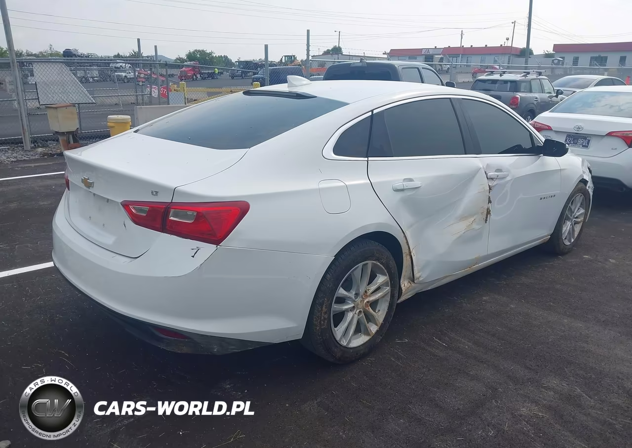 2018 Chevrolet Malibu Lt VIN:1G1ZD5ST4JF177979 - 4