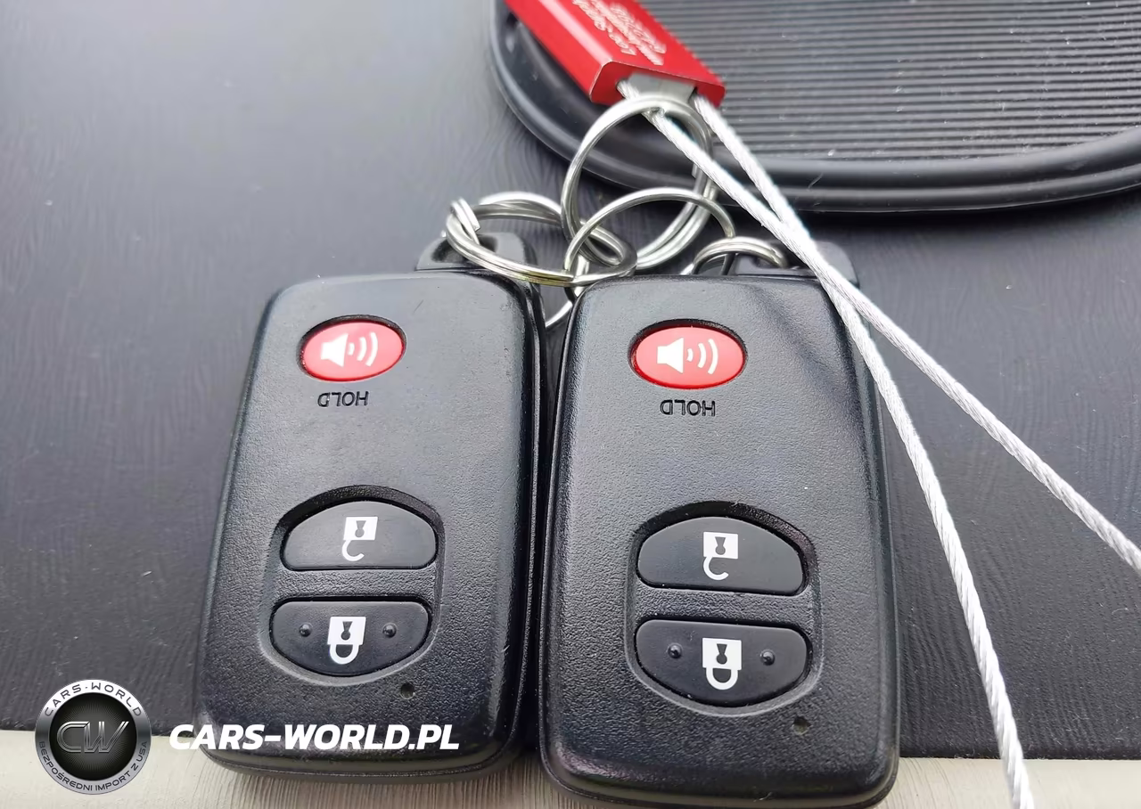2012 Toyota Prius V Five VIN:JTDZN3EU1C3036594 - 11