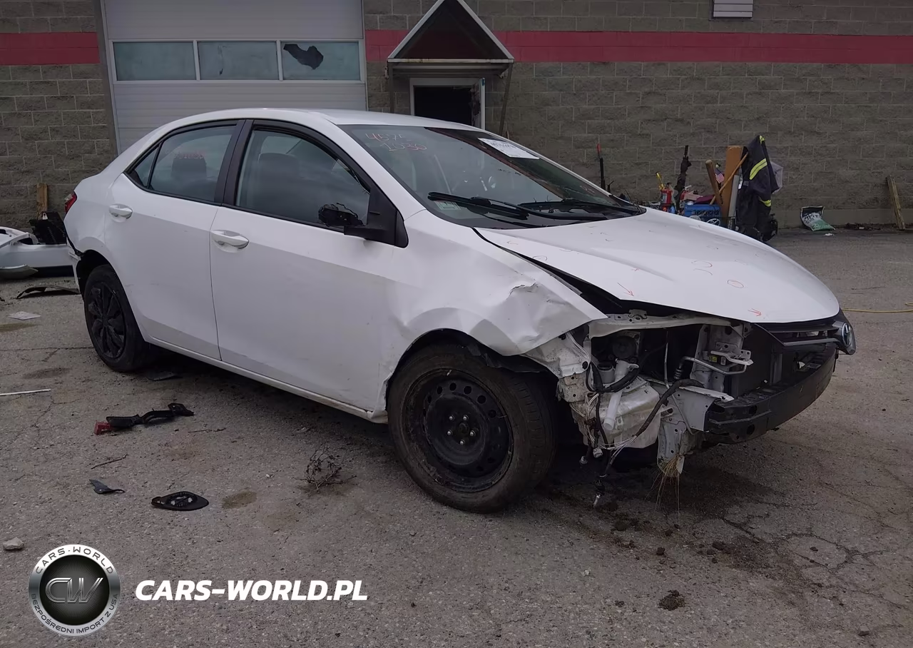 2015 Toyota Corolla Le – zdjęcie 1 z 17