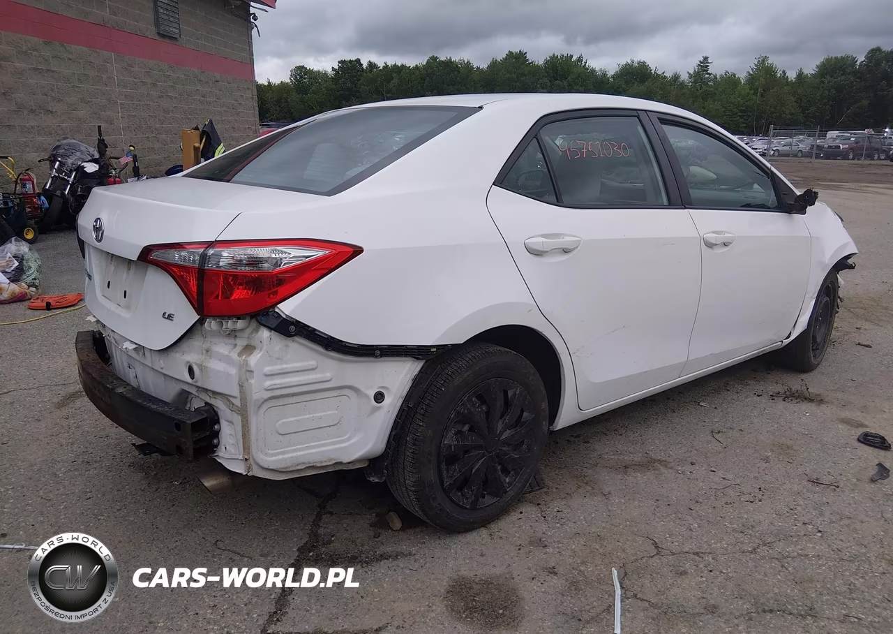 2015 Toyota Corolla Le VIN:2T1BURHE3FC470118 - 4