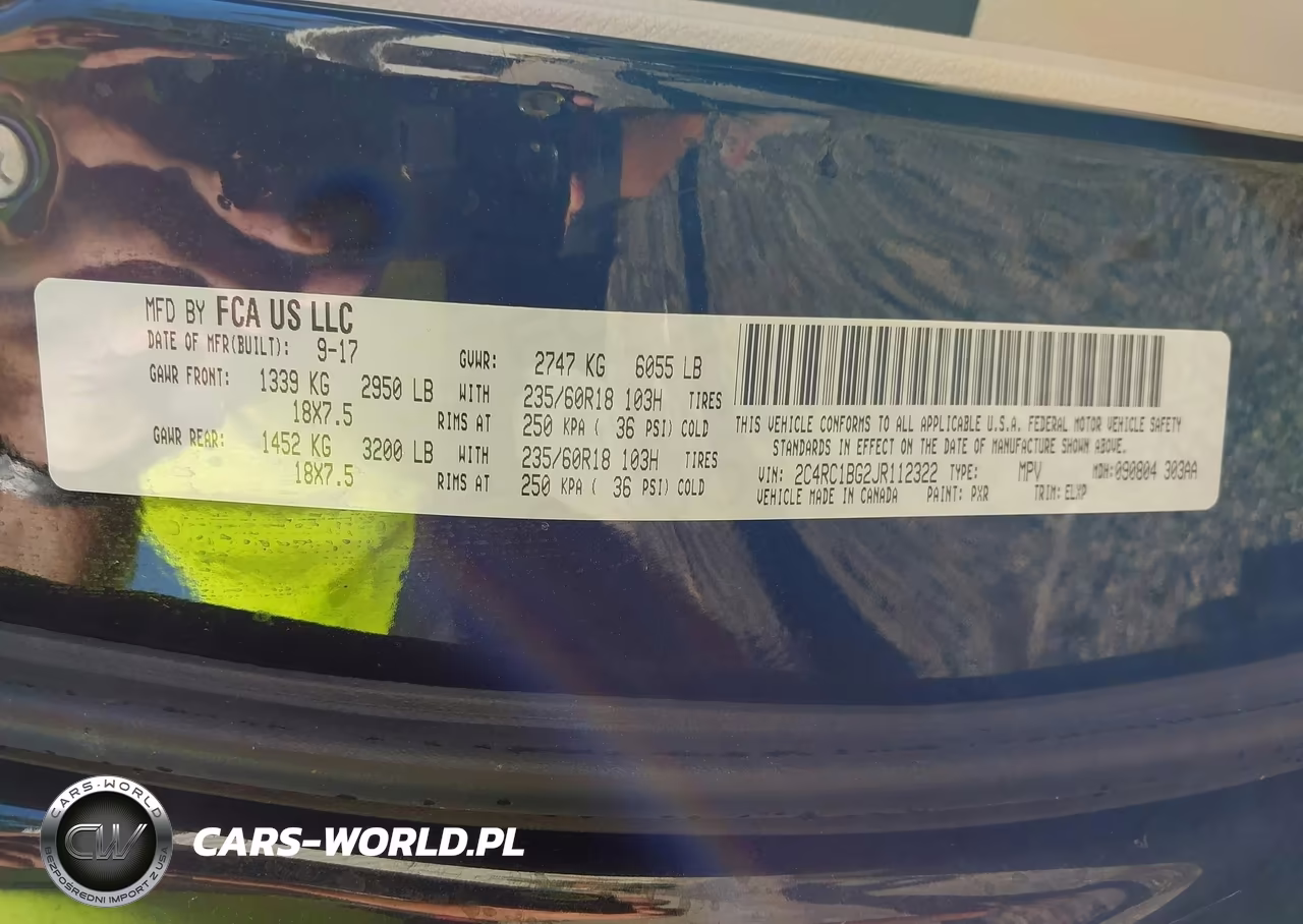 2018 Chrysler Pacifica Touring L VIN:2C4RC1BG2JR112322 - 9