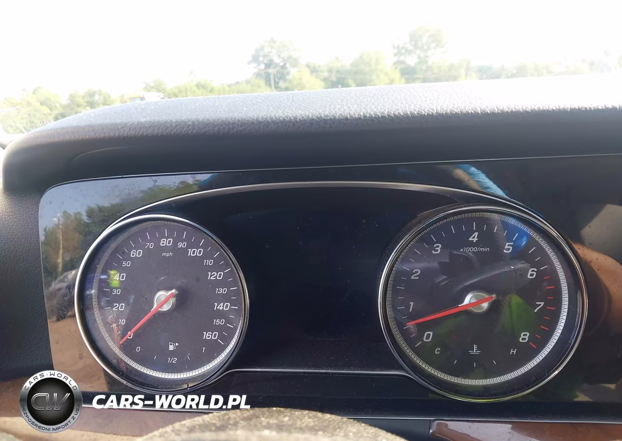 2017 Mercedes-Benz E 300 4Matic VIN:WDDZF4KBXHA088885 - 7