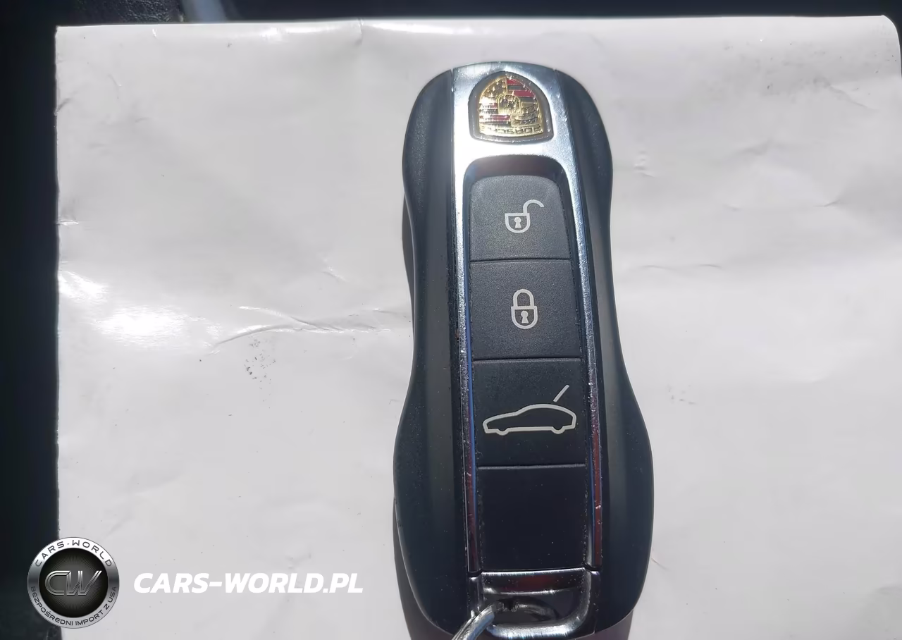 2018 Porsche Panamera 4 VIN:WP0AA2A75JL119588 - 11