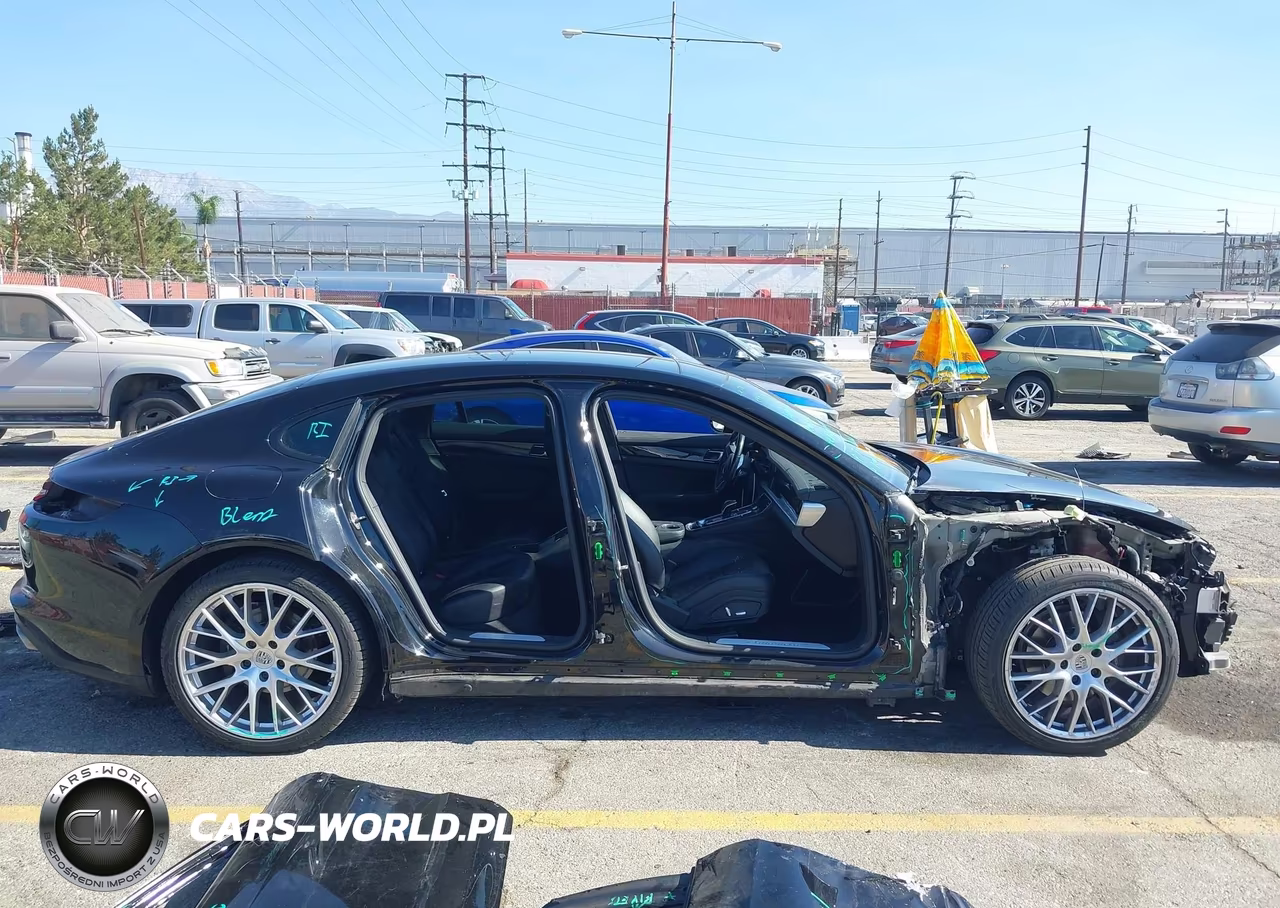 2018 Porsche Panamera 4 VIN:WP0AA2A75JL119588 - 14