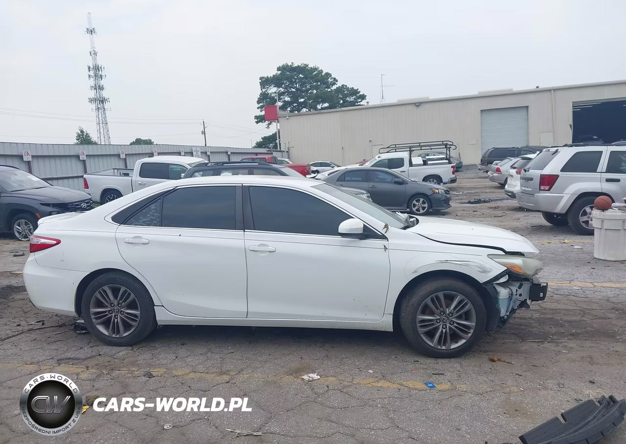 2016 Toyota Camry Se VIN:4T1BF1FKXGU556627 - 13