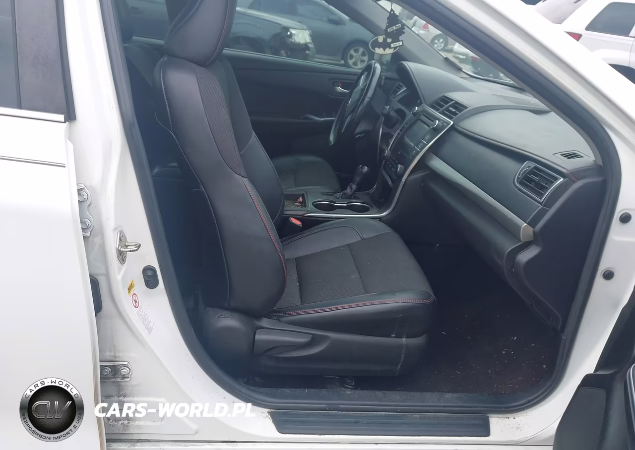 2016 Toyota Camry Se VIN:4T1BF1FKXGU556627 - 5