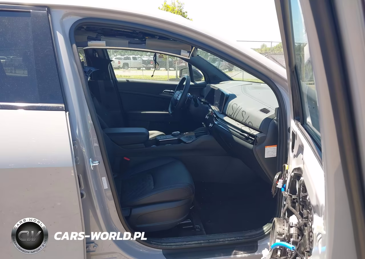 2026 Kia Sportage Plug-In Hybrid X-Line VIN:KNDPYDDHXT7331730 - 5