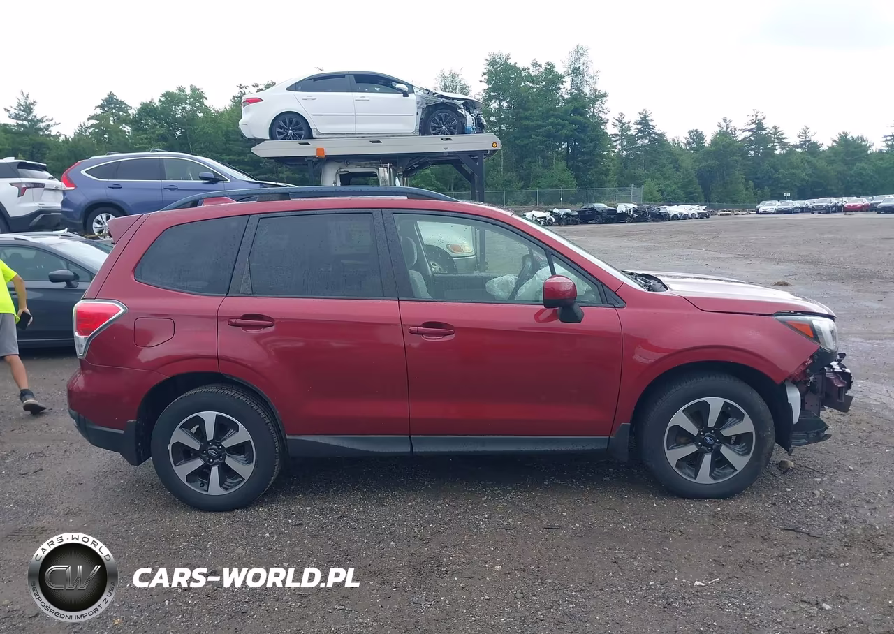 2018 Subaru Forester 2.5I Premium VIN:JF2SJAEC3JH444203 - 14