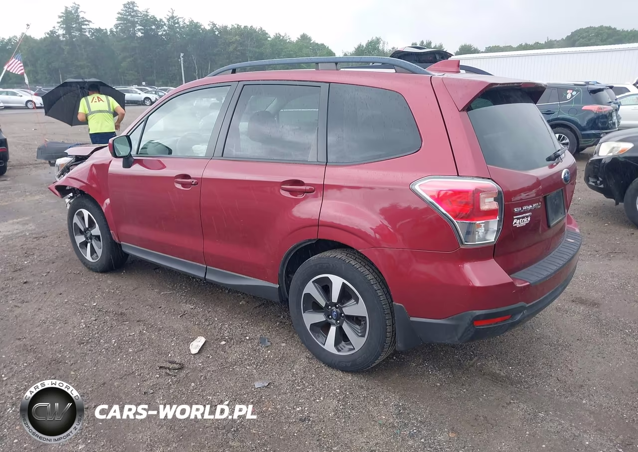 2018 Subaru Forester 2.5I Premium VIN:JF2SJAEC3JH444203 - 3