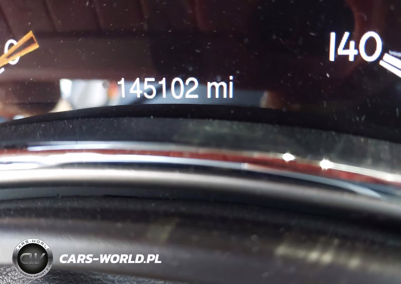 2015 Jeep Grand Cherokee Overland VIN:1C4RJECG3FC798477 - 15