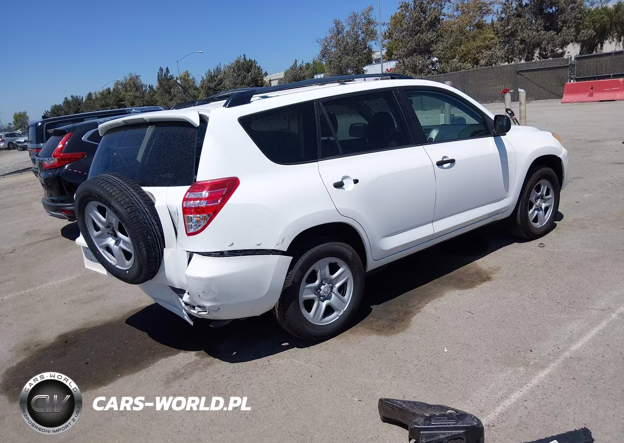 2011 Toyota Rav4 VIN:2T3ZF4DV9BW064149 - 4