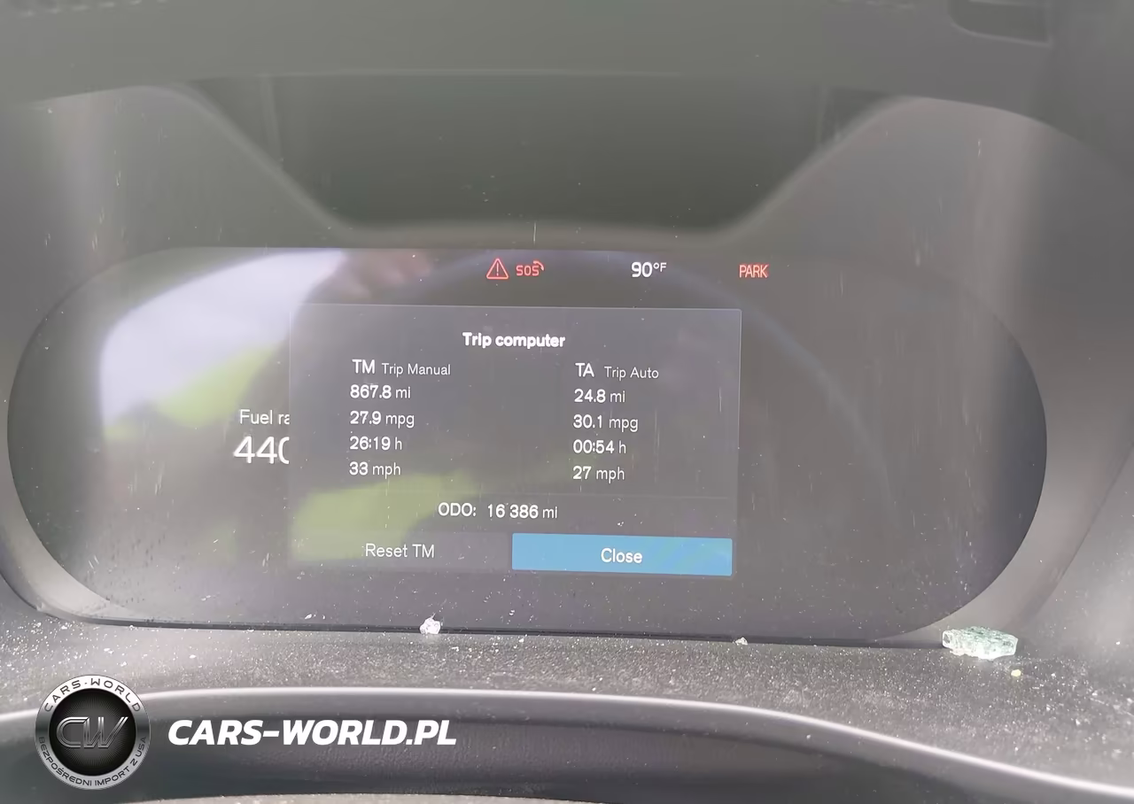 2025 Volvo Xc40 B5 Plus Dark Theme VIN:YV4L12UC7S2542405 - 7