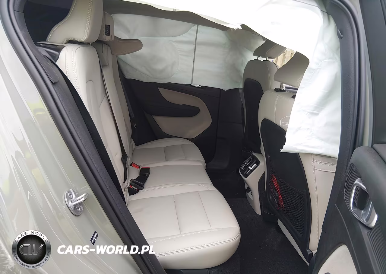 2025 Volvo Xc40 B5 Plus Dark Theme VIN:YV4L12UC7S2542405 - 8