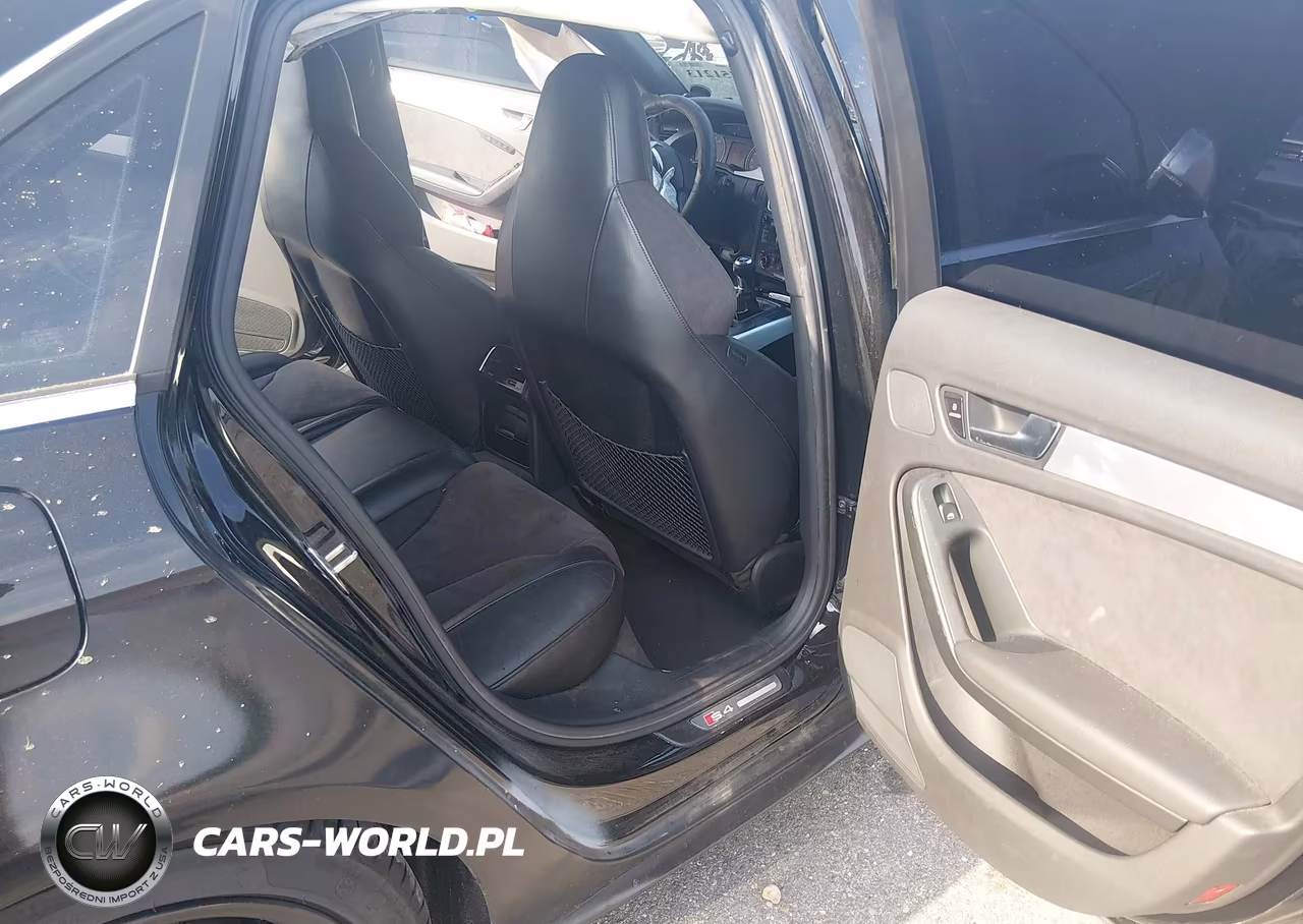 2012 Audi S4 Premium Plus VIN:WAUDGAFLXCA103023 - 8