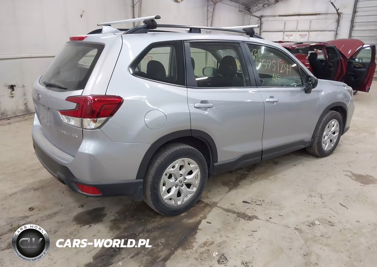 2019 Subaru Forester VIN:JF2SKACC4KH437763 - 4