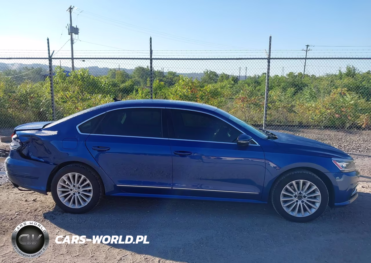2017 Volkswagen Passat 1.8T Se VIN:1VWBT7A34HC000172 - 13